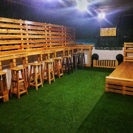 S-Space Hostel Chatuchak Bangkok Dış mekan fotoğraf